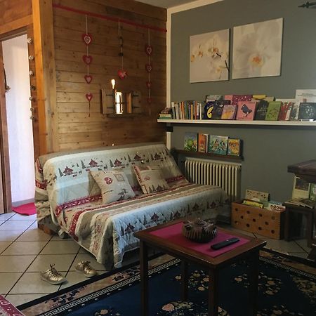 奥斯塔La Casa Del Bosco公寓 外观 照片